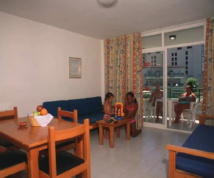 Apartamentos Club Sa Coma فندق